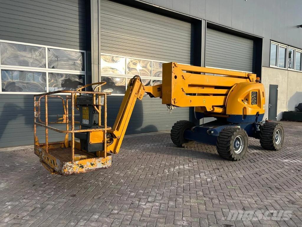 JLG 450AJ Articulated boom lifts