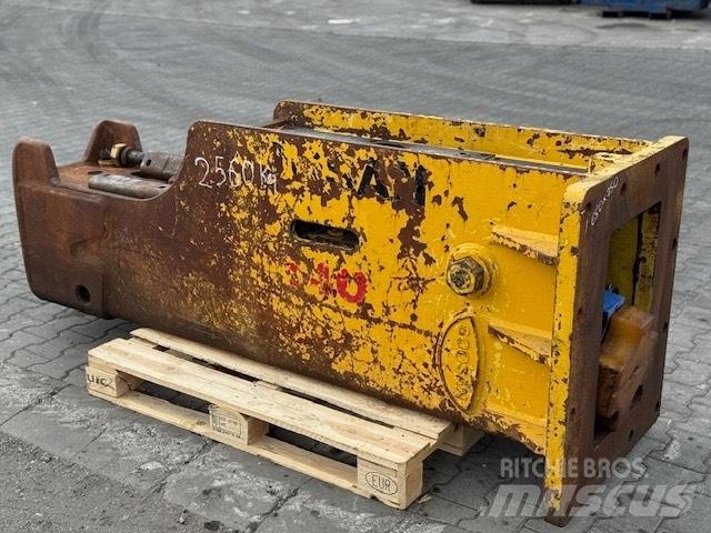 Soosan 140 Breaker Hammers / Breakers
