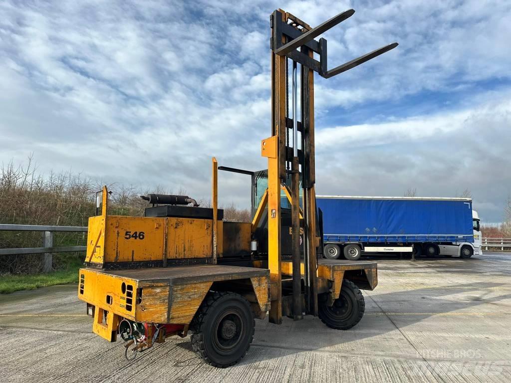 Boss 546 SIDE LOADER Sideloaders