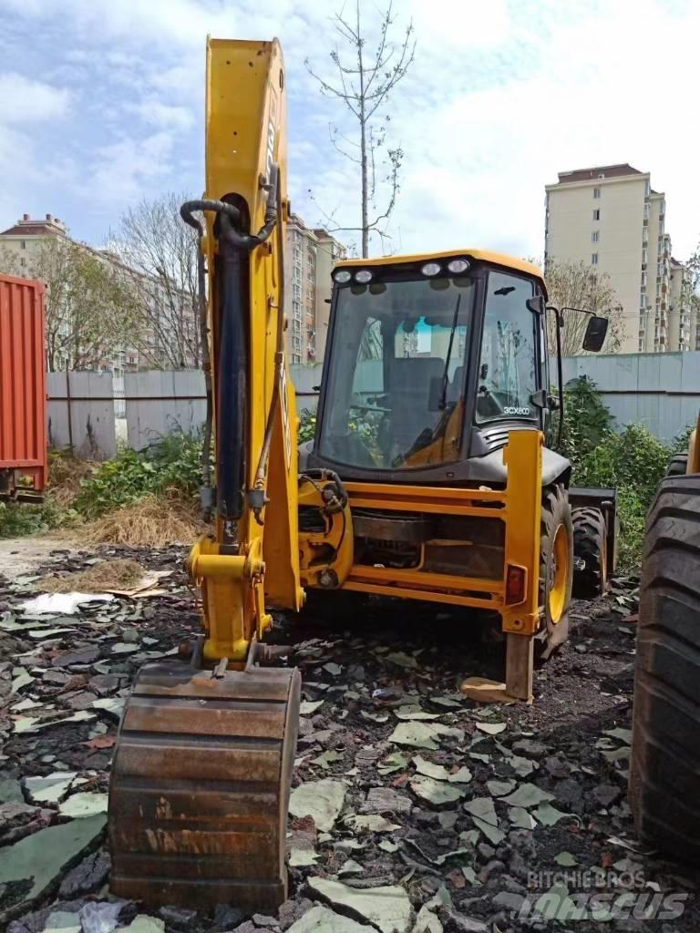 JCB 3 CX Backhoe loaders