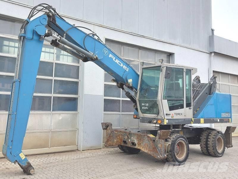 Fuchs MHL 320 F Waste / industry handlers