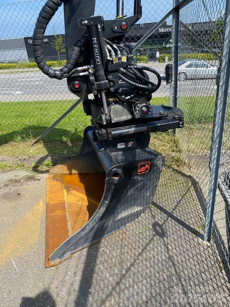 Huddig 1370 Backhoe loaders