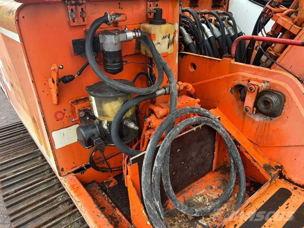 Atlas 1604LC Crawler excavators