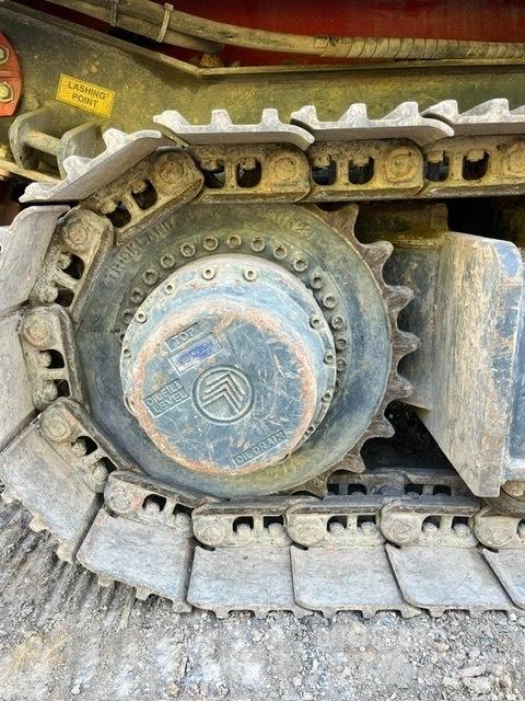Sandvik QJ 241 Mobile crushers