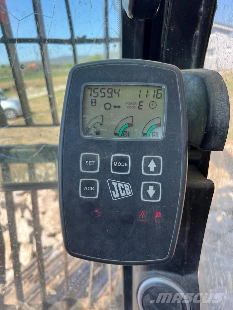 JCB JS 260 XD Cabins and interior