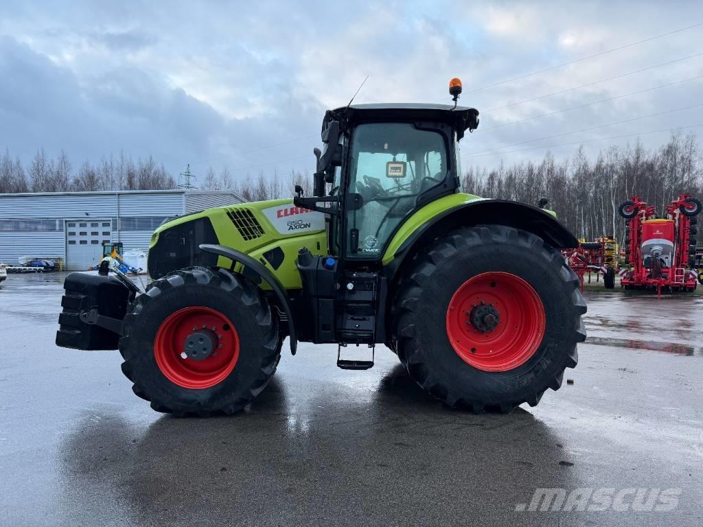 CLAAS Axion 850 Tractors