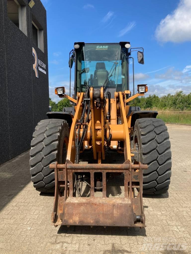 CASE 621 F XR Wheel loaders