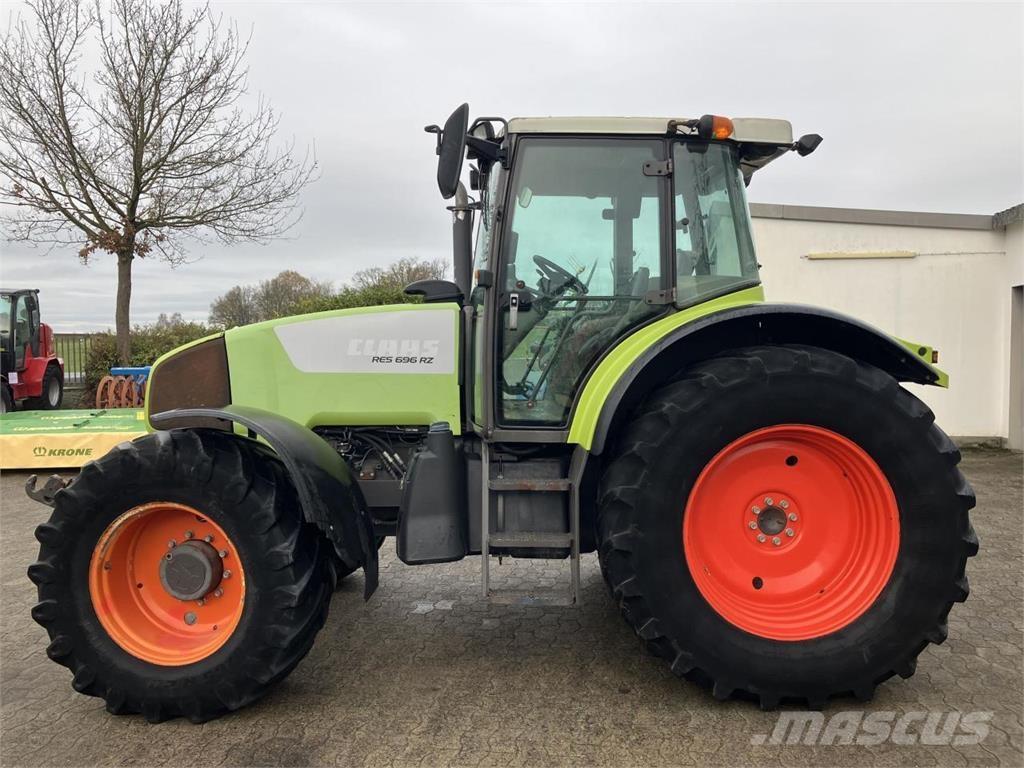 CLAAS Ares 696 RZ Tractors