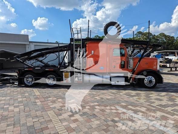 Peterbilt 388 Construction - Others