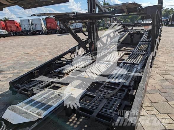 Peterbilt 388 Construction - Others