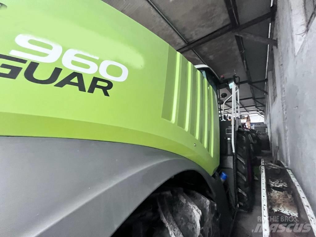 CLAAS Jaguar 960 Self-propelled foragers