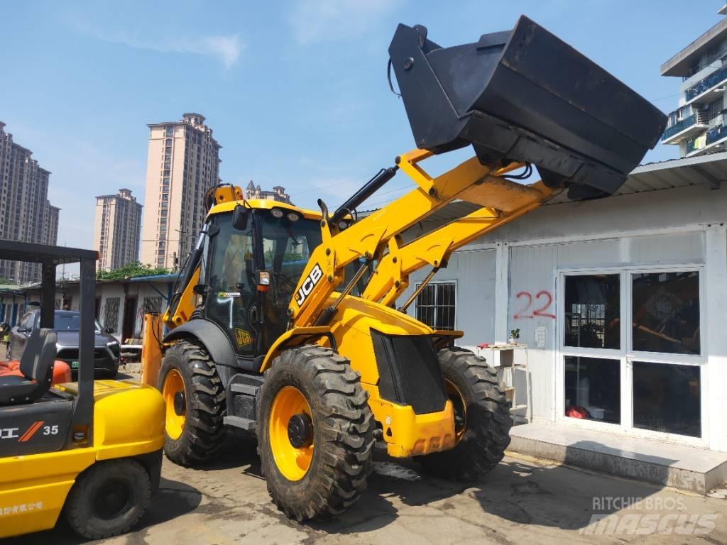 JCB 4CX Backhoe loaders