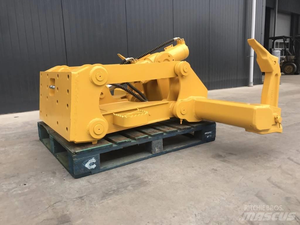 Komatsu D51 Scarifiers