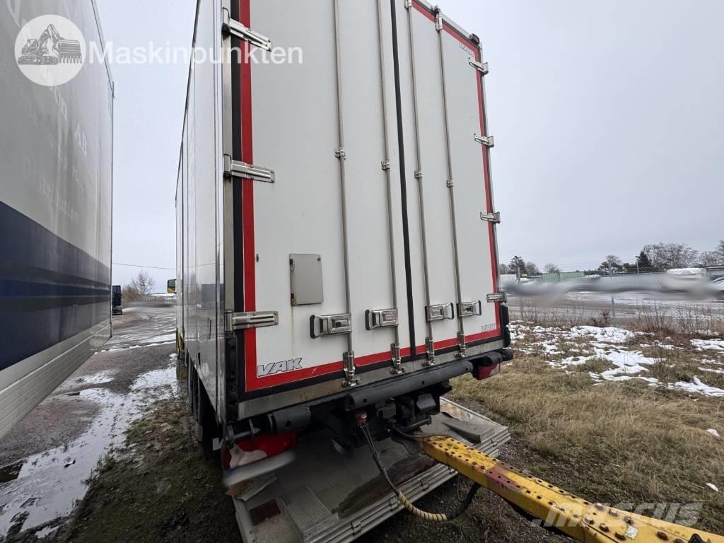 Scania R 124 Box body trucks