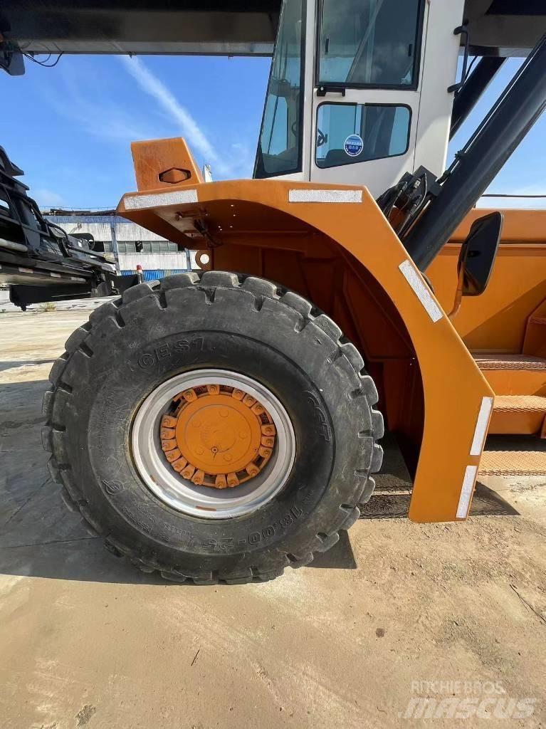  CVS Ferrari F 278.6 Skid steer loaders