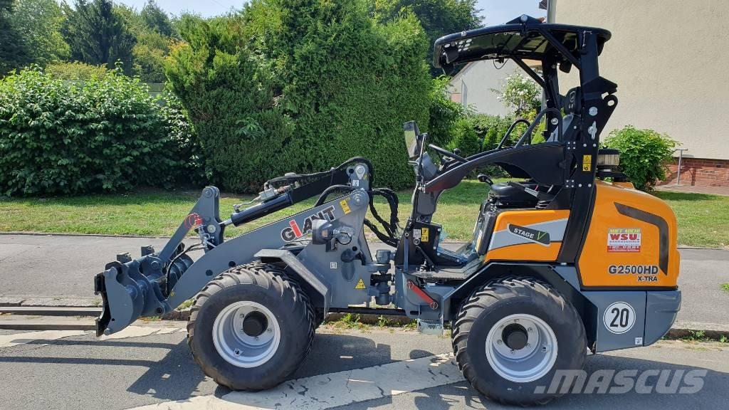 GiANT G 2500 X-Tra Wheel loaders