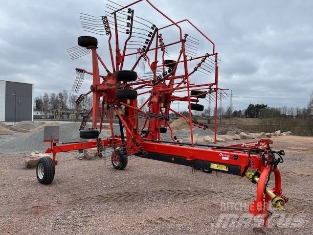 Kuhn GA 8121 Windrowers