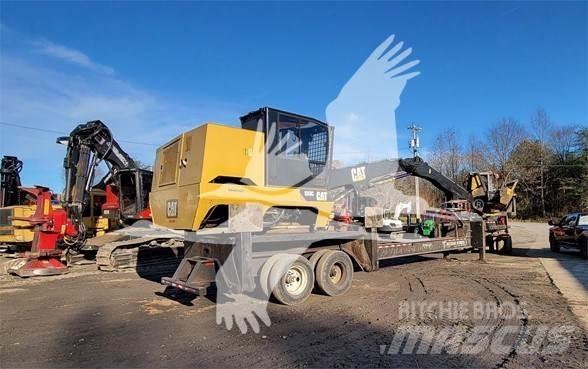 CAT 559C Knuckleboom loaders