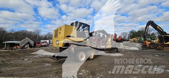 CAT 559C Knuckleboom loaders
