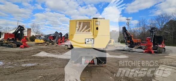 CAT 559C Knuckleboom loaders