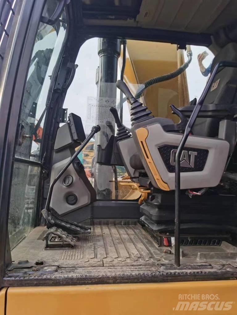 CAT 330 GC Crawler excavators