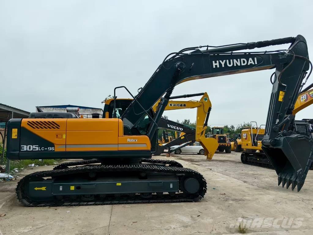 Hyundai 305LC-9 Crawler excavators