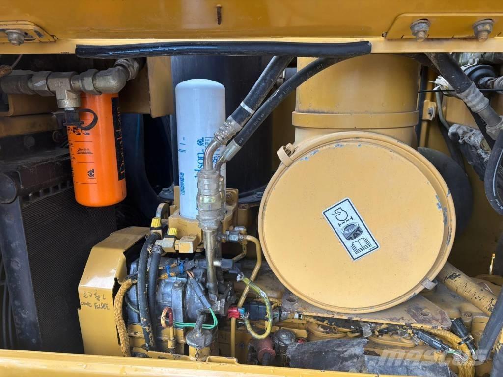 CAT D 6 N LGP Crawler dozers