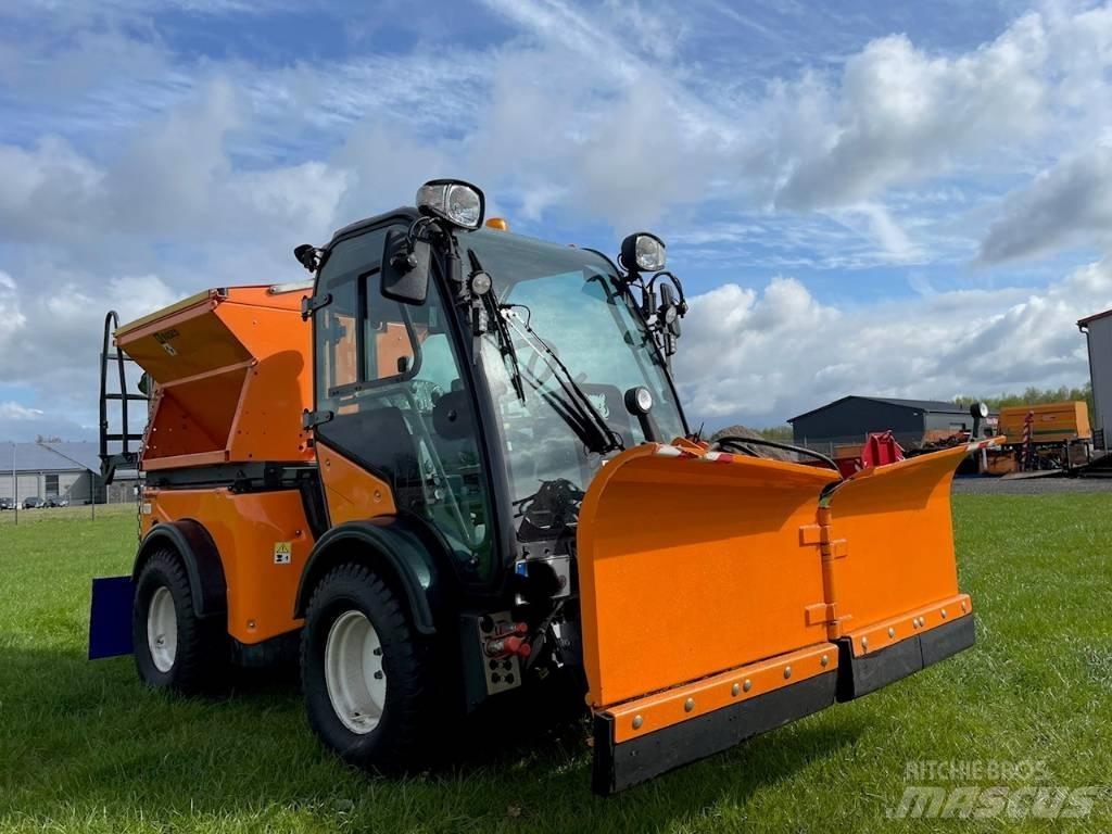Multihog CX55 Utility tool carriers