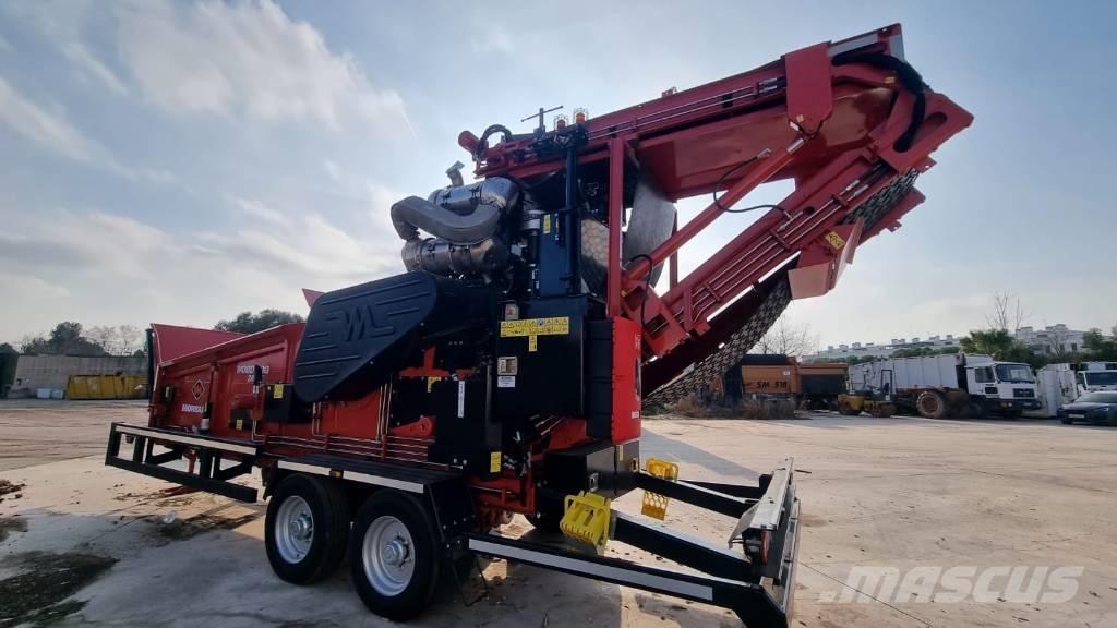 Morbark WH 2400 XP Wood chippers