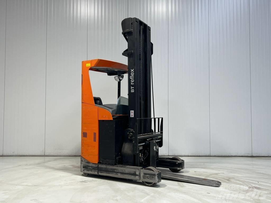 BT RRE160 Reach trucks