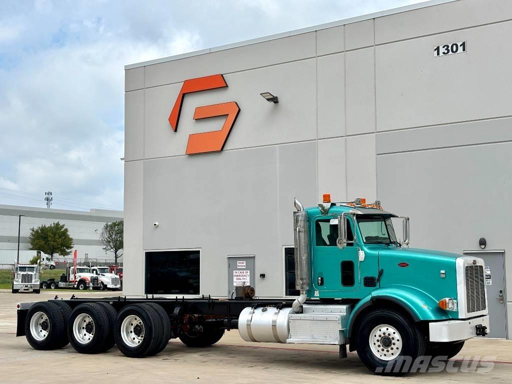 Peterbilt 365 Tractor Units