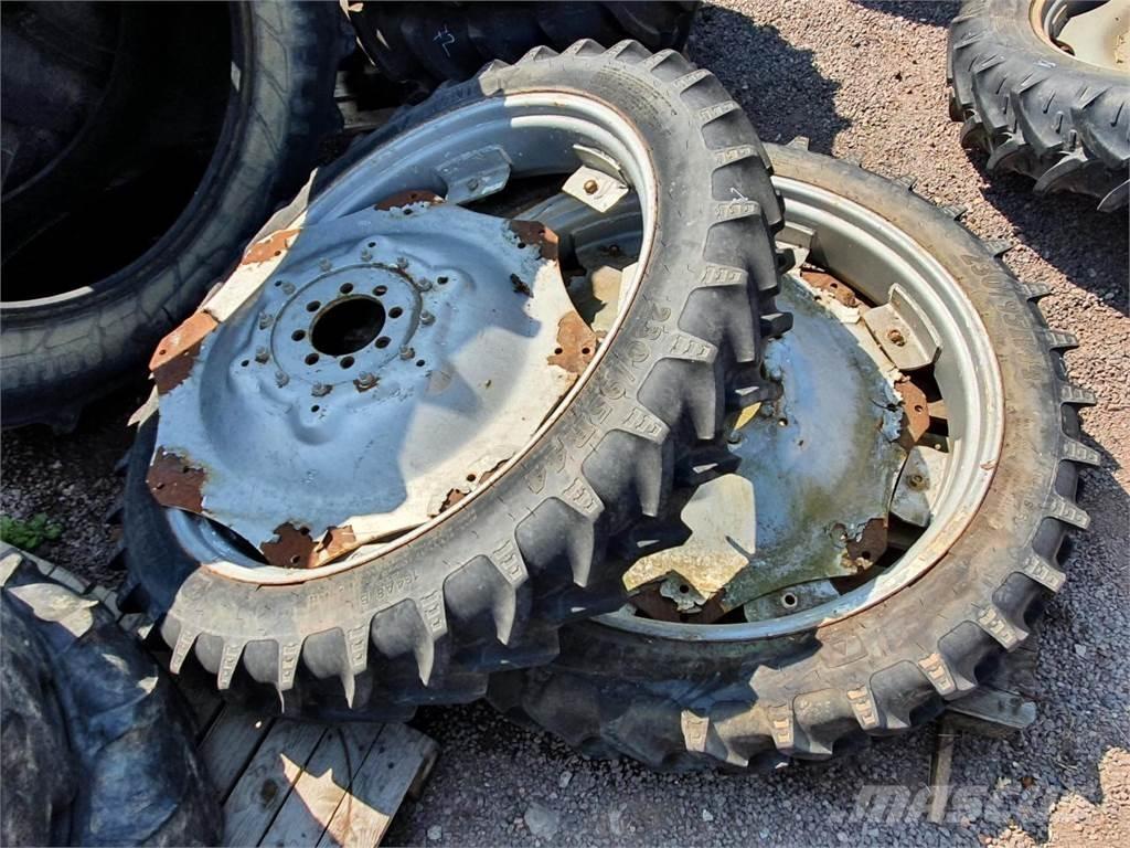 BKT 230/95R44 x2 Tyres, wheels and rims