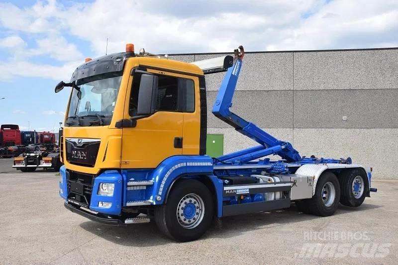 MAN TGS 26.420 Hook lift trucks