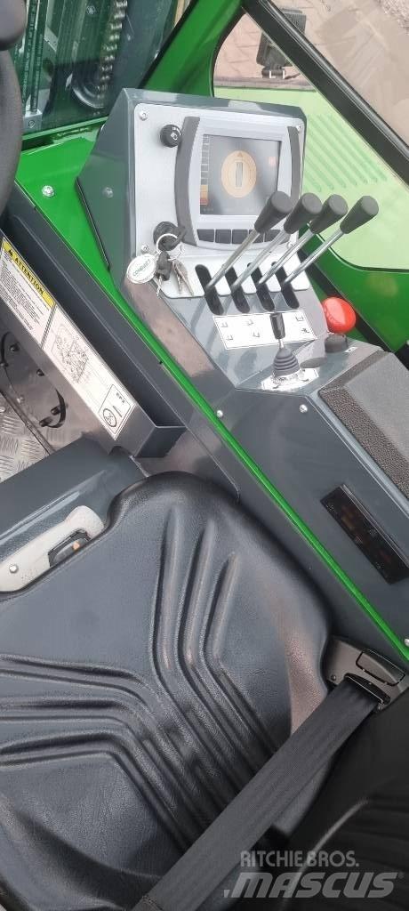 Combilift CBE 2500 4-way reach trucks
