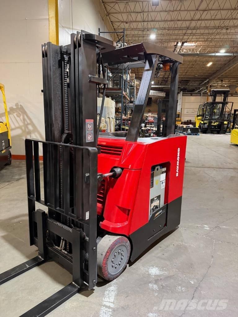 Raymond 410C30TT Reach trucks