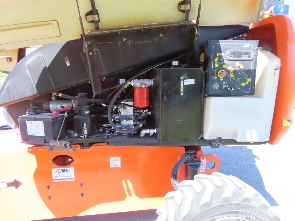 JLG 660 SJ Telescopic boom lifts