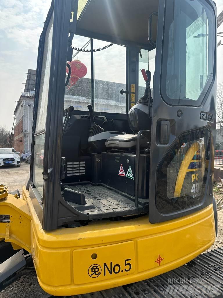 Komatsu PC 40 Crawler excavators