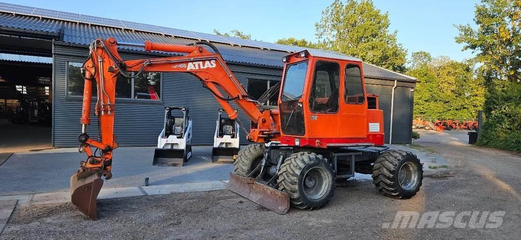 Atlas 1104 Midi excavators  7t - 12t