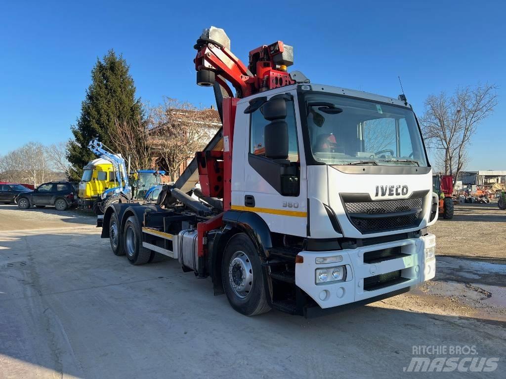 Iveco Stralis-360 Cable lift demountable trucks