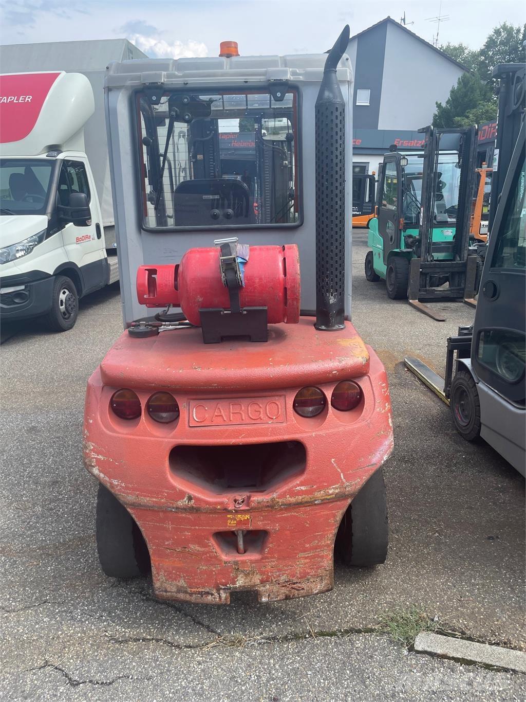 BT C4G300 LPG trucks