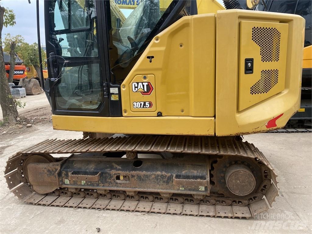CAT 307.5 Midi excavators  7t - 12t