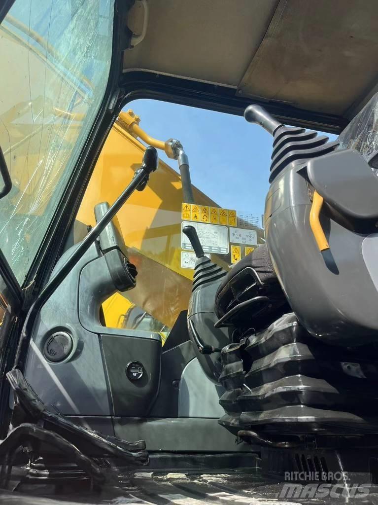 CAT 336 D2 Crawler excavators