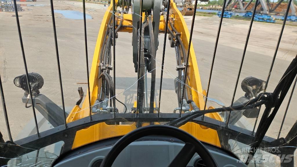 Liebherr L 550 Wheel loaders