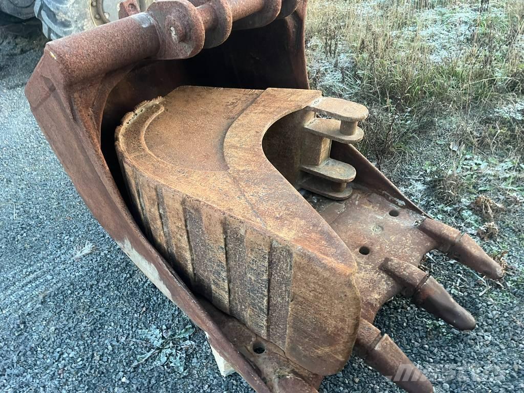 JCB 145 Crawler excavators