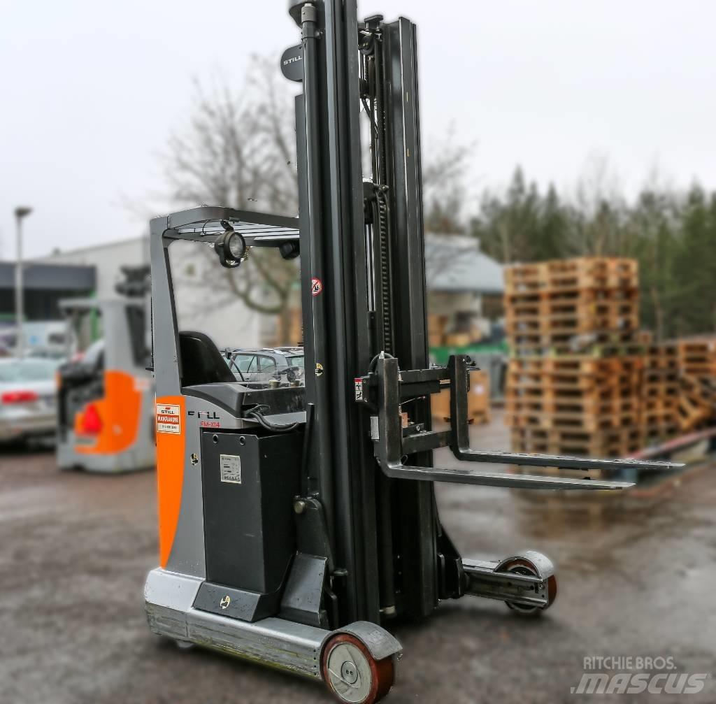 Still FMX14 Reach trucks