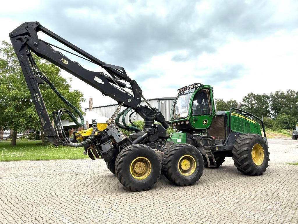 John Deere 1470 G Harvesters
