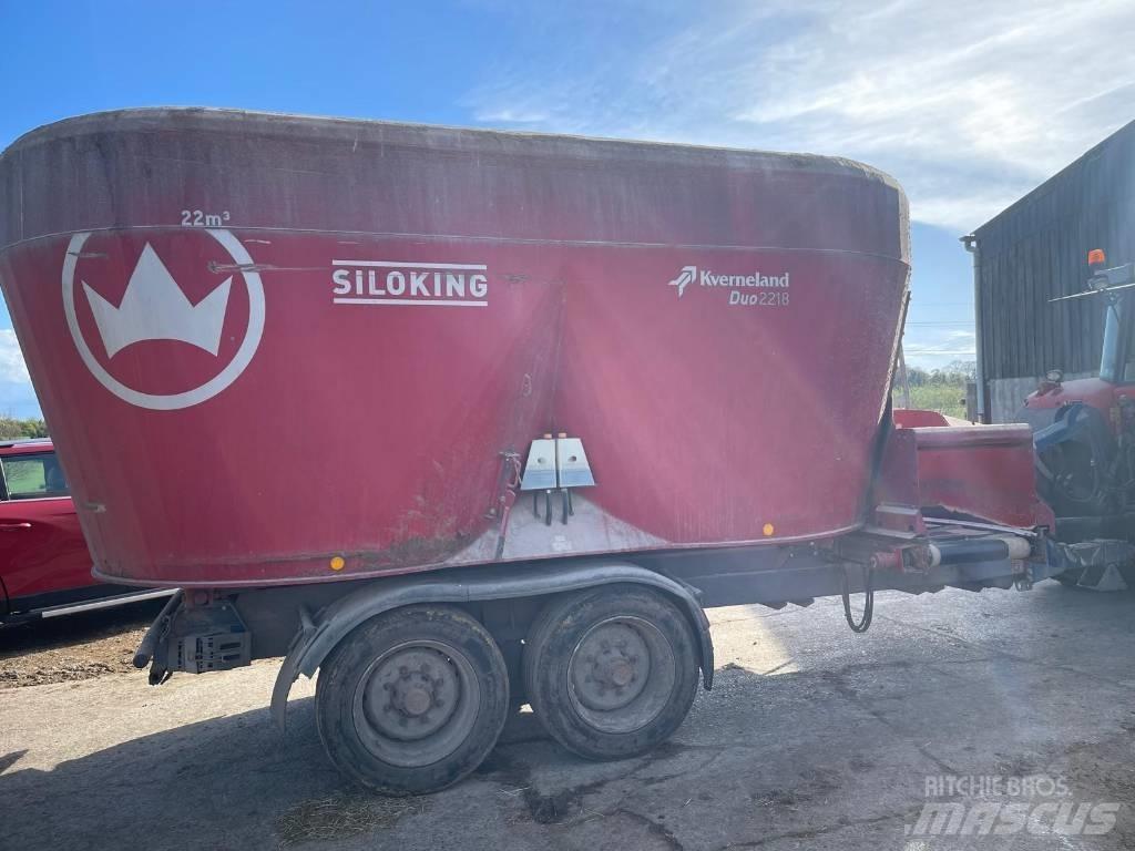 Kverneland DUO 2218 Mixer feeders