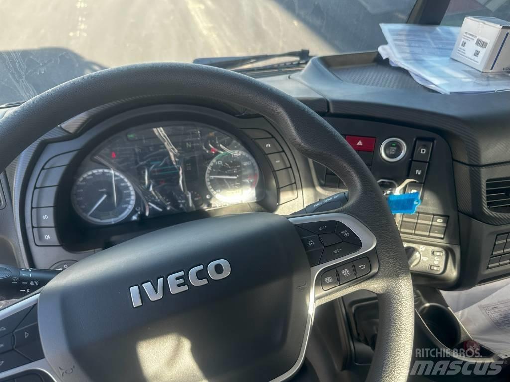 Iveco T-WAY 450 Crane trucks