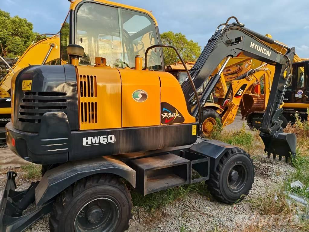 Hyundai 60 W Wheeled excavators