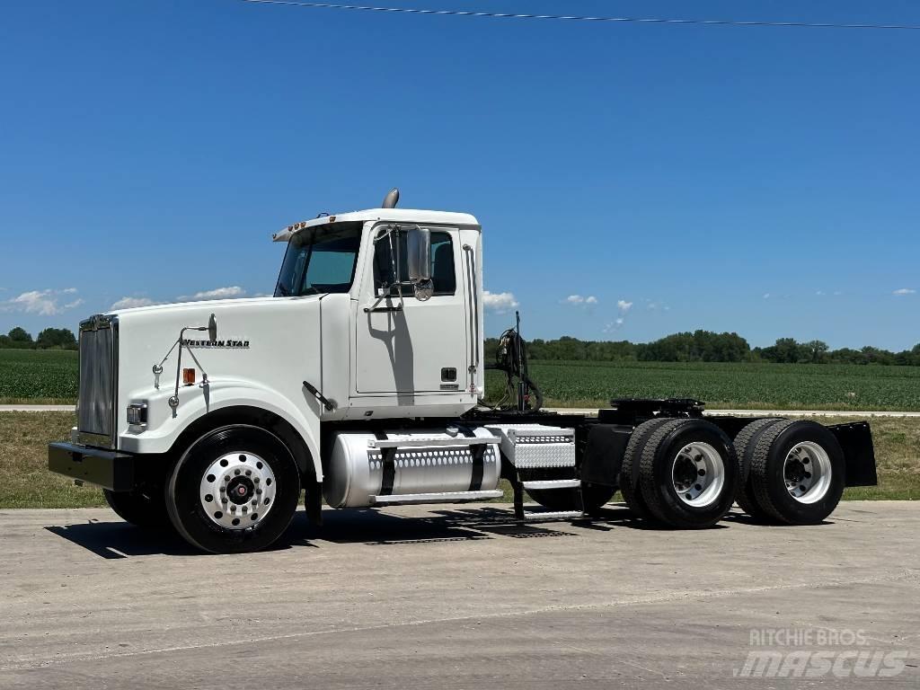 Western Star 4900 Tractor Units